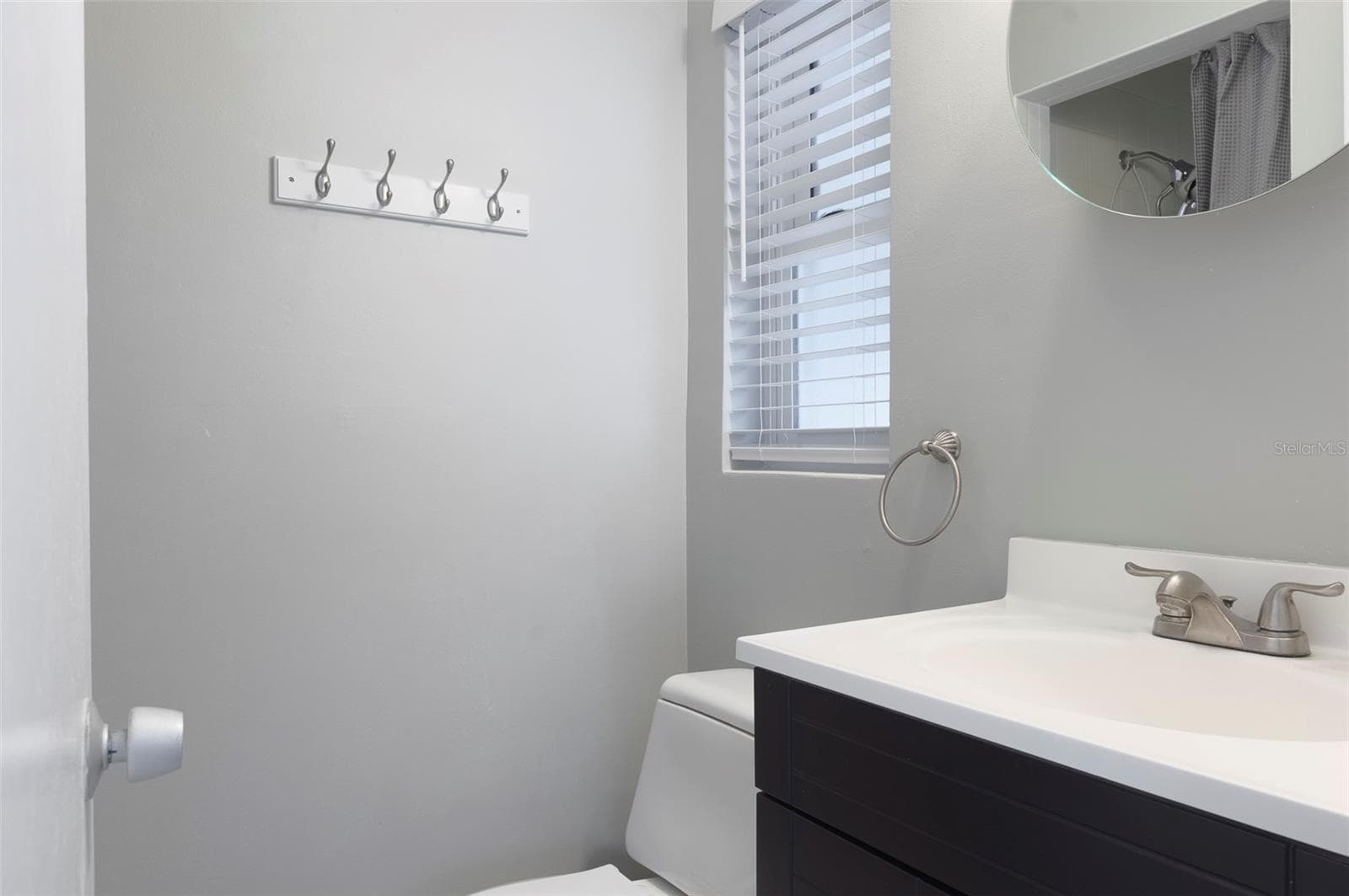 Primary EnSuite - 6355 23RD AVE N, ST PETERSBURG