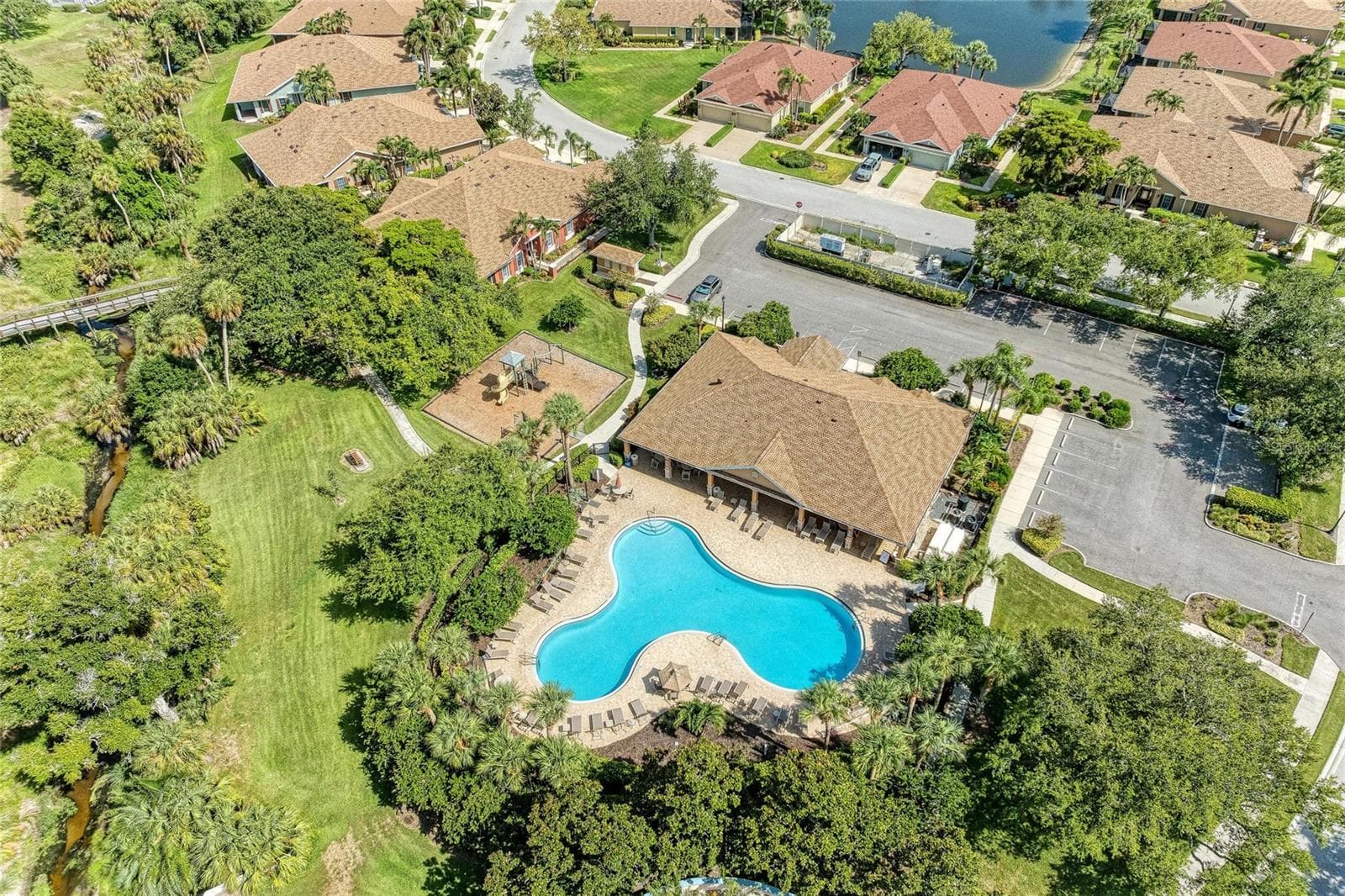 Single Family Residence at 3728 SUMMERWIND CIR, BRADENTON, photo 45 of 64