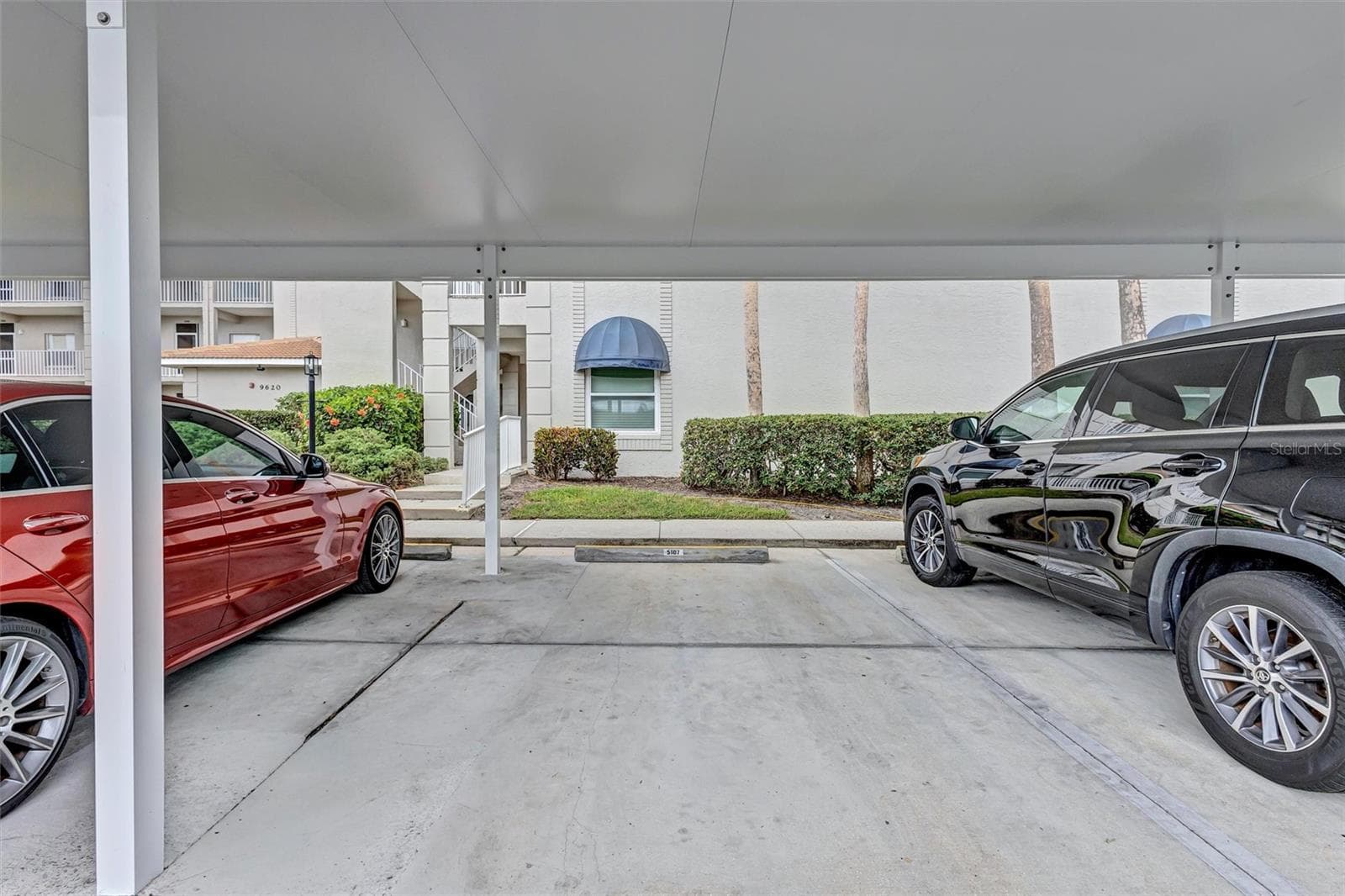 Condominium at 9620 CLUB SOUTH CIR #5107, SARASOTA, photo 19 of 25