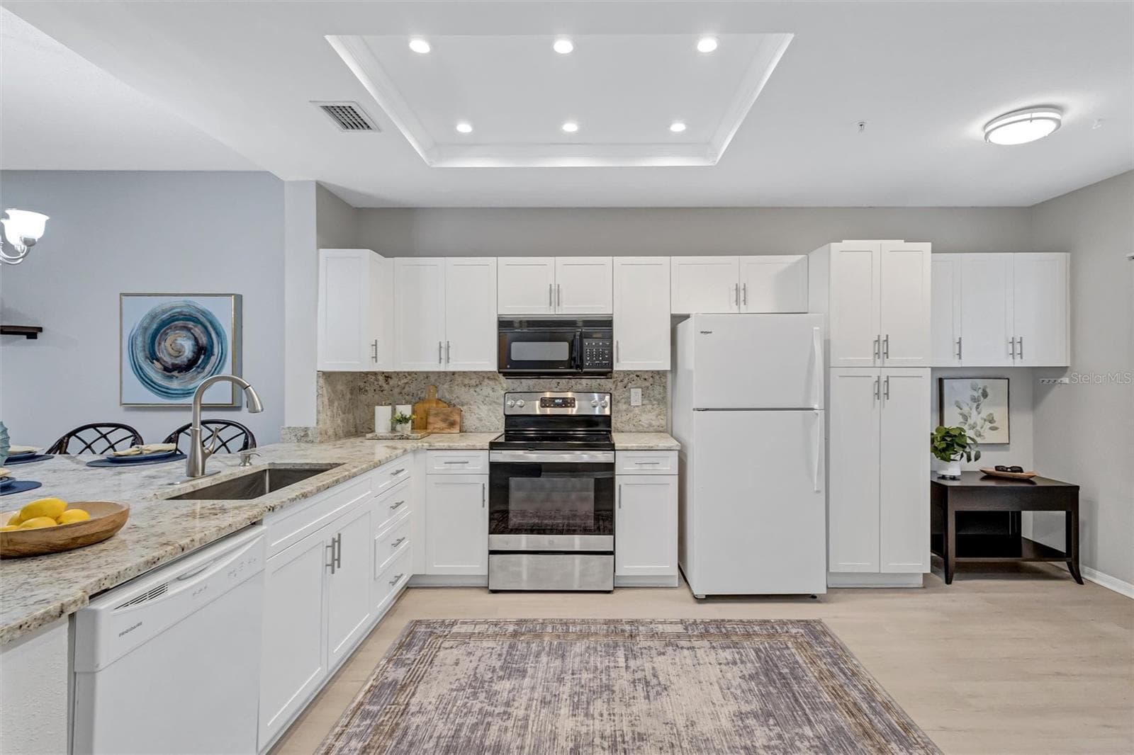 Condominium at 9620 CLUB SOUTH CIR #5107, SARASOTA, photo 9 of 25