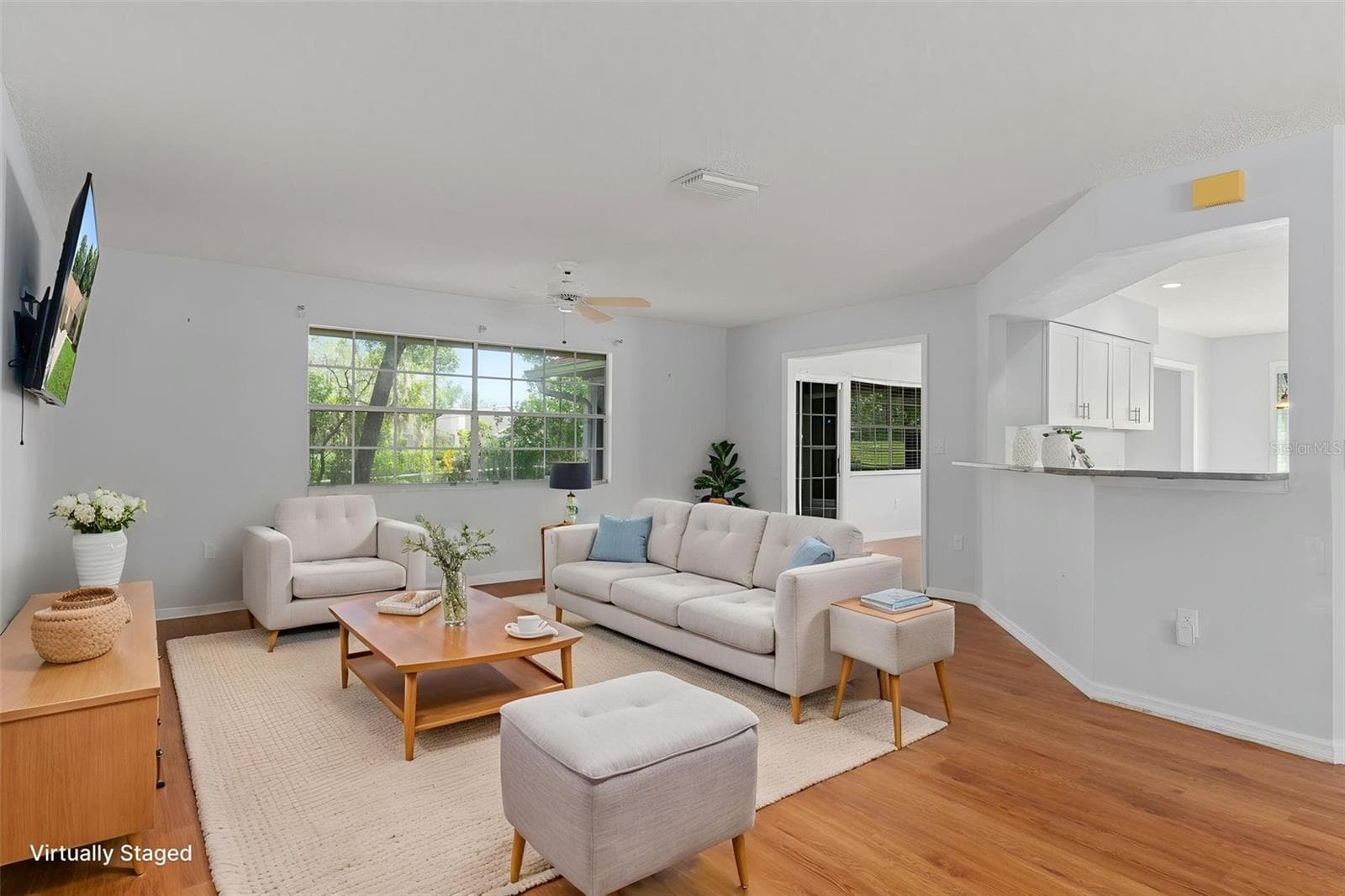 Single Family Residence at 3644 N LAURELWOOD LOOP, BEVERLY HILLS, photo 23 of 115