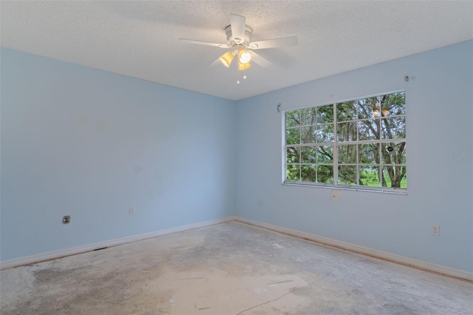 Single Family Residence at 3644 N LAURELWOOD LOOP, BEVERLY HILLS, photo 75 of 115