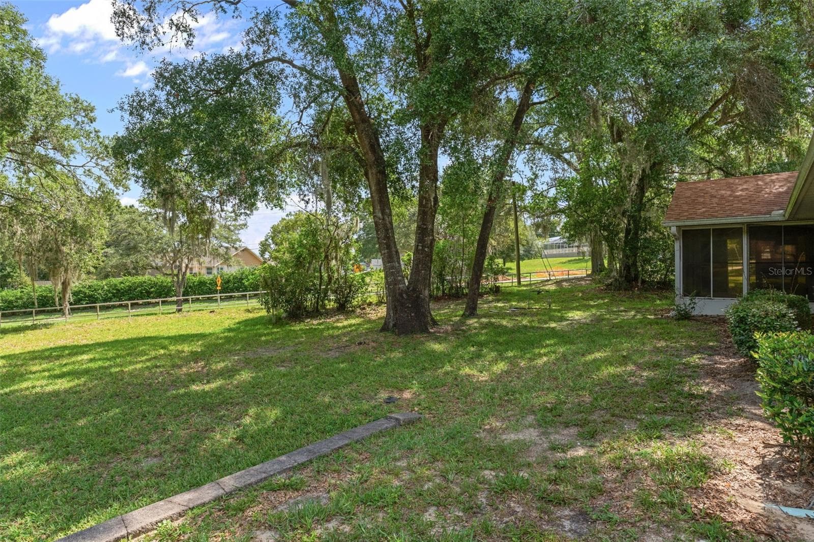 Single Family Residence at 3644 N LAURELWOOD LOOP, BEVERLY HILLS, photo 106 of 115