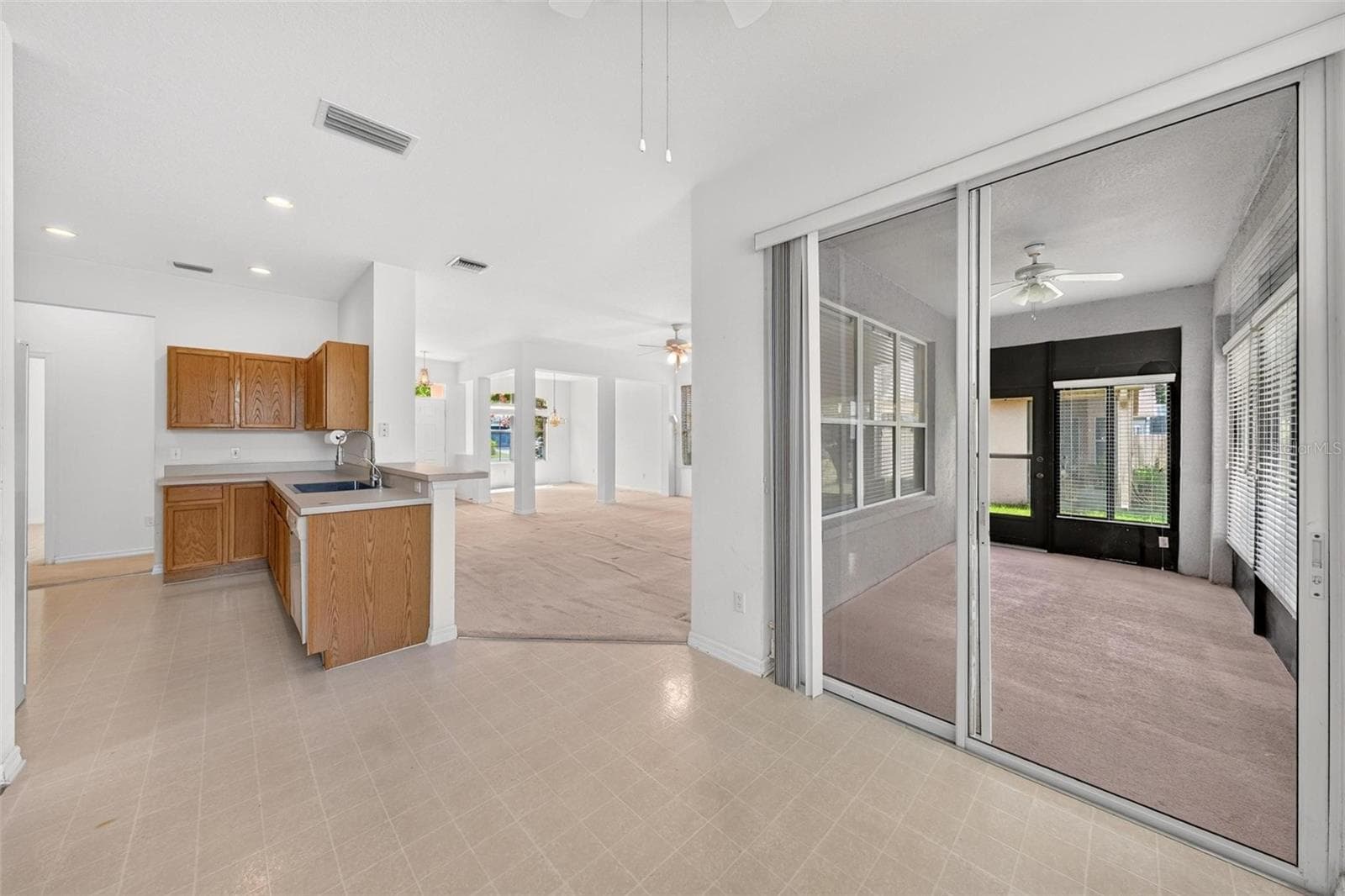 Single Family Residence at 2428 WALNUT HEIGHTS RD, APOPKA, photo 24 of 61