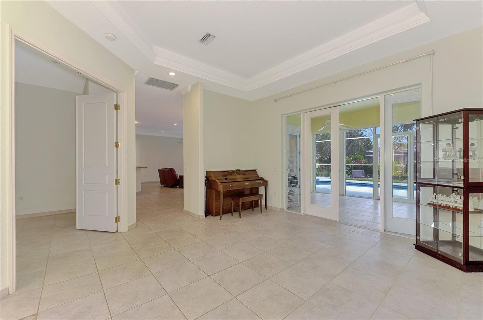 Single Family Residence at 4708 SWEETMEADOW CIR, SARASOTA, photo 21 of 180