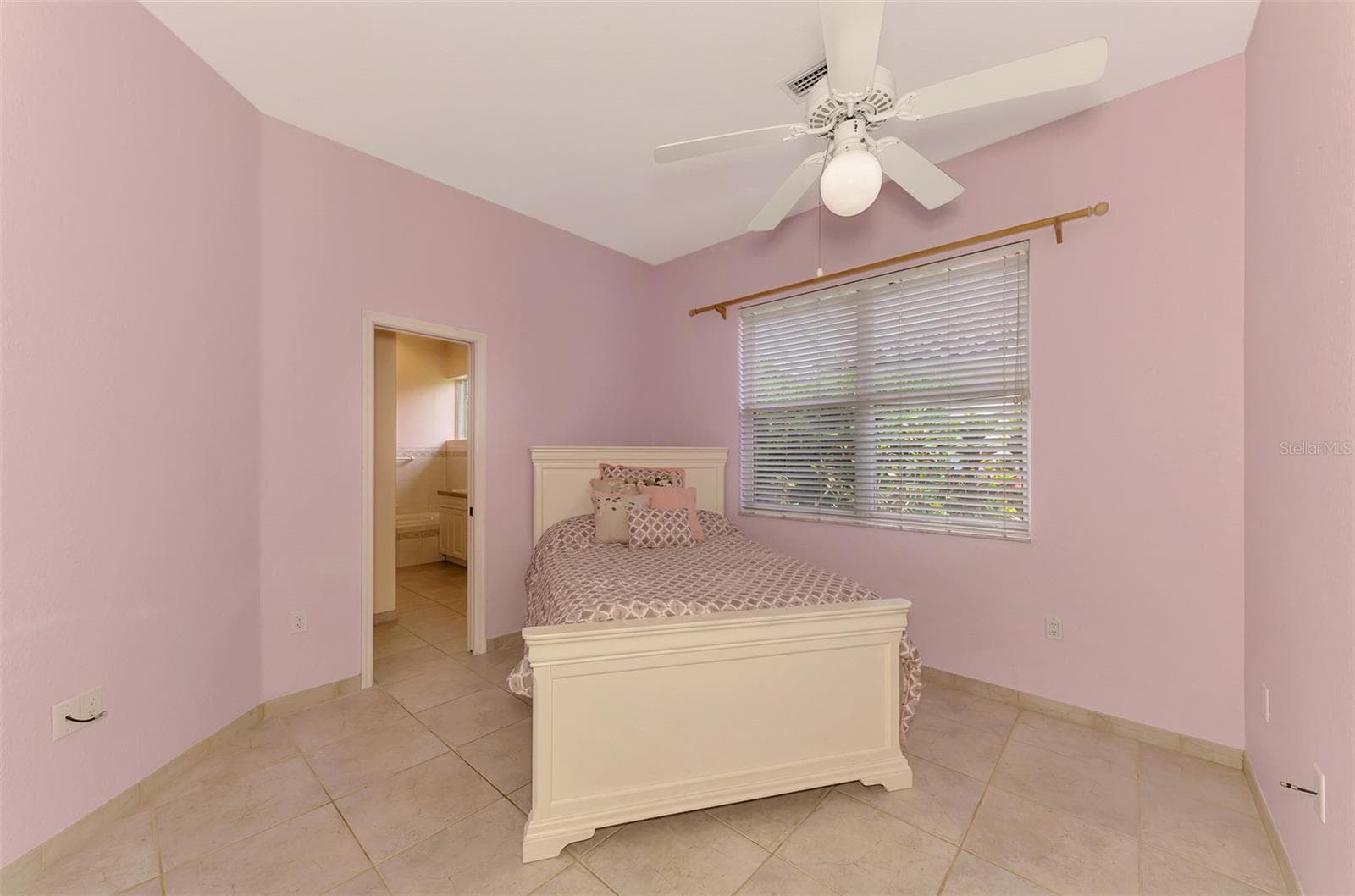 Single Family Residence at 4708 SWEETMEADOW CIR, SARASOTA, photo 76 of 180