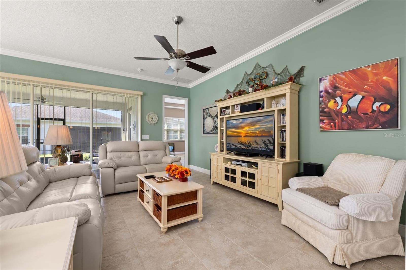 Living Room - 2733 SOUTHLAND ST, ST CLOUD