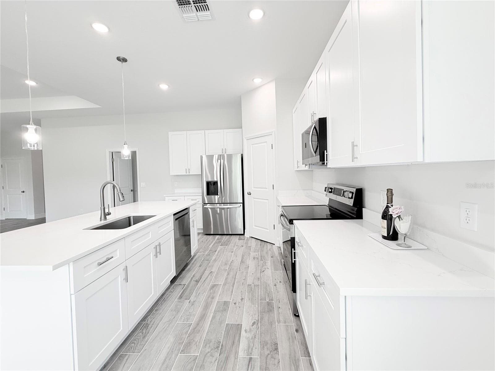 Single Family Residence at 30280 W BLUEBELL AVE, EUSTIS, photo 12 of 58