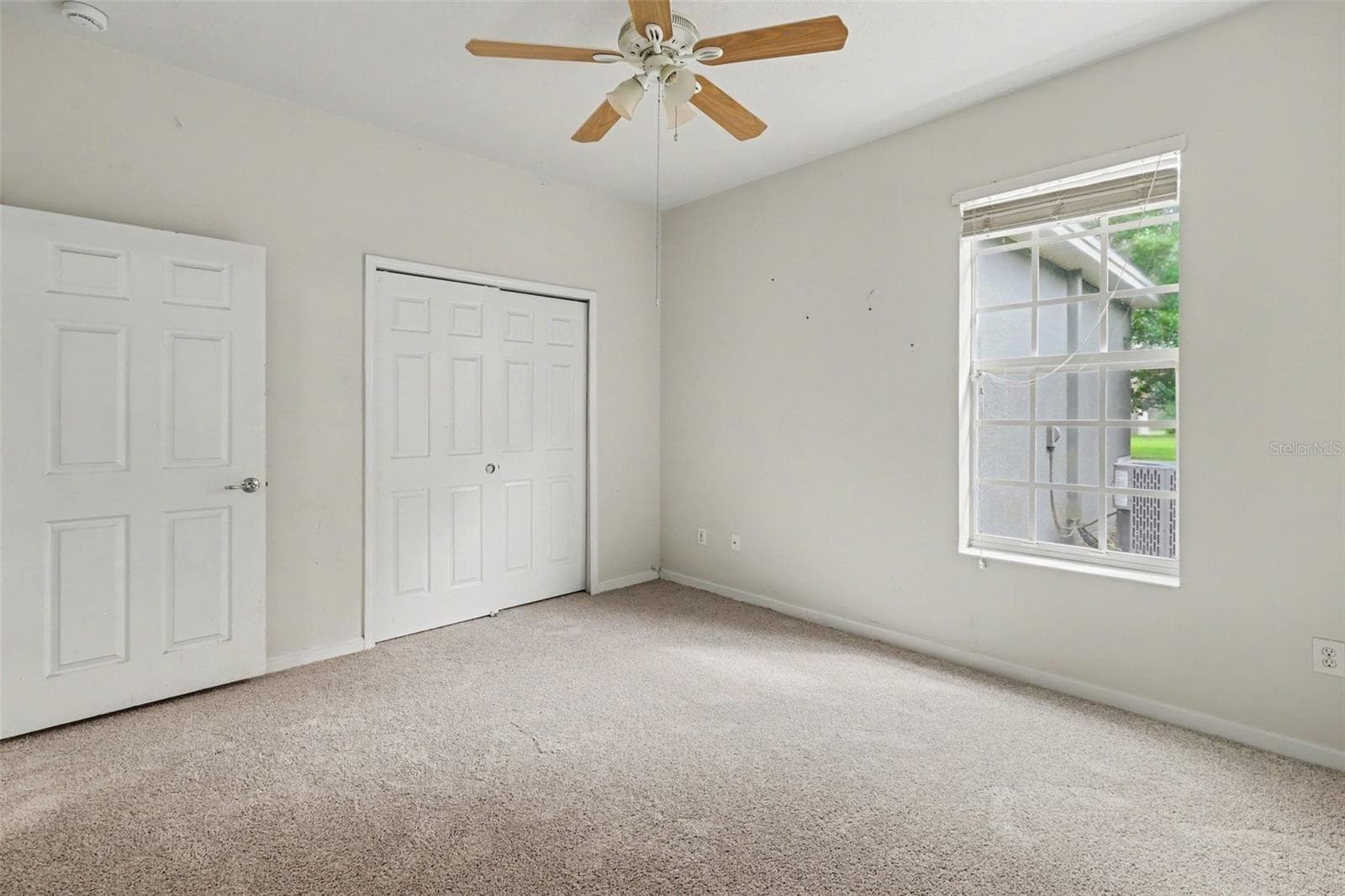 Villa at 13703 CREST LAKE DR, HUDSON, photo 22 of 30
