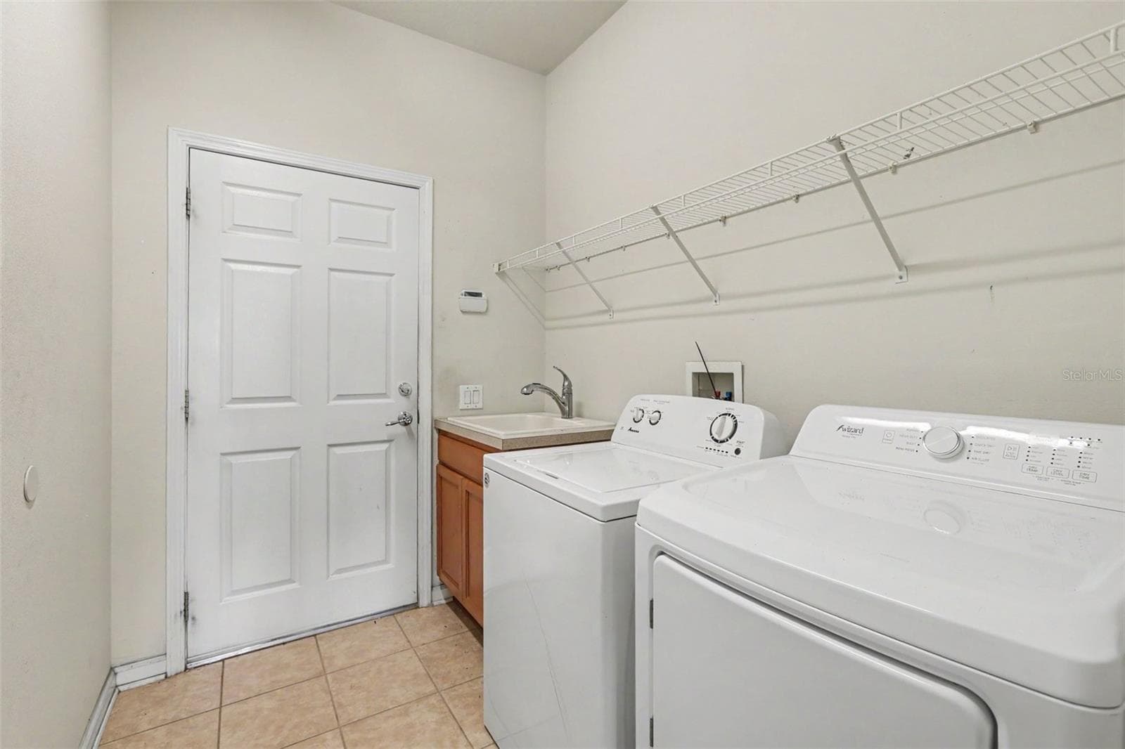 Villa at 13703 CREST LAKE DR, HUDSON, photo 24 of 30
