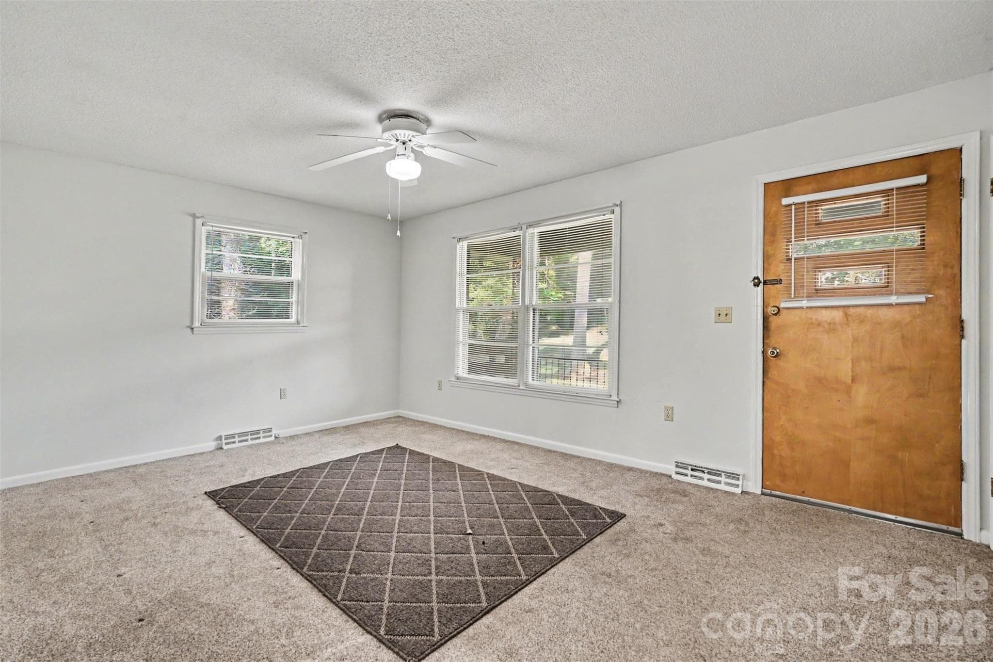 Single Family Residence at 777 Springdale Lane, Gastonia, photo 6 of 33