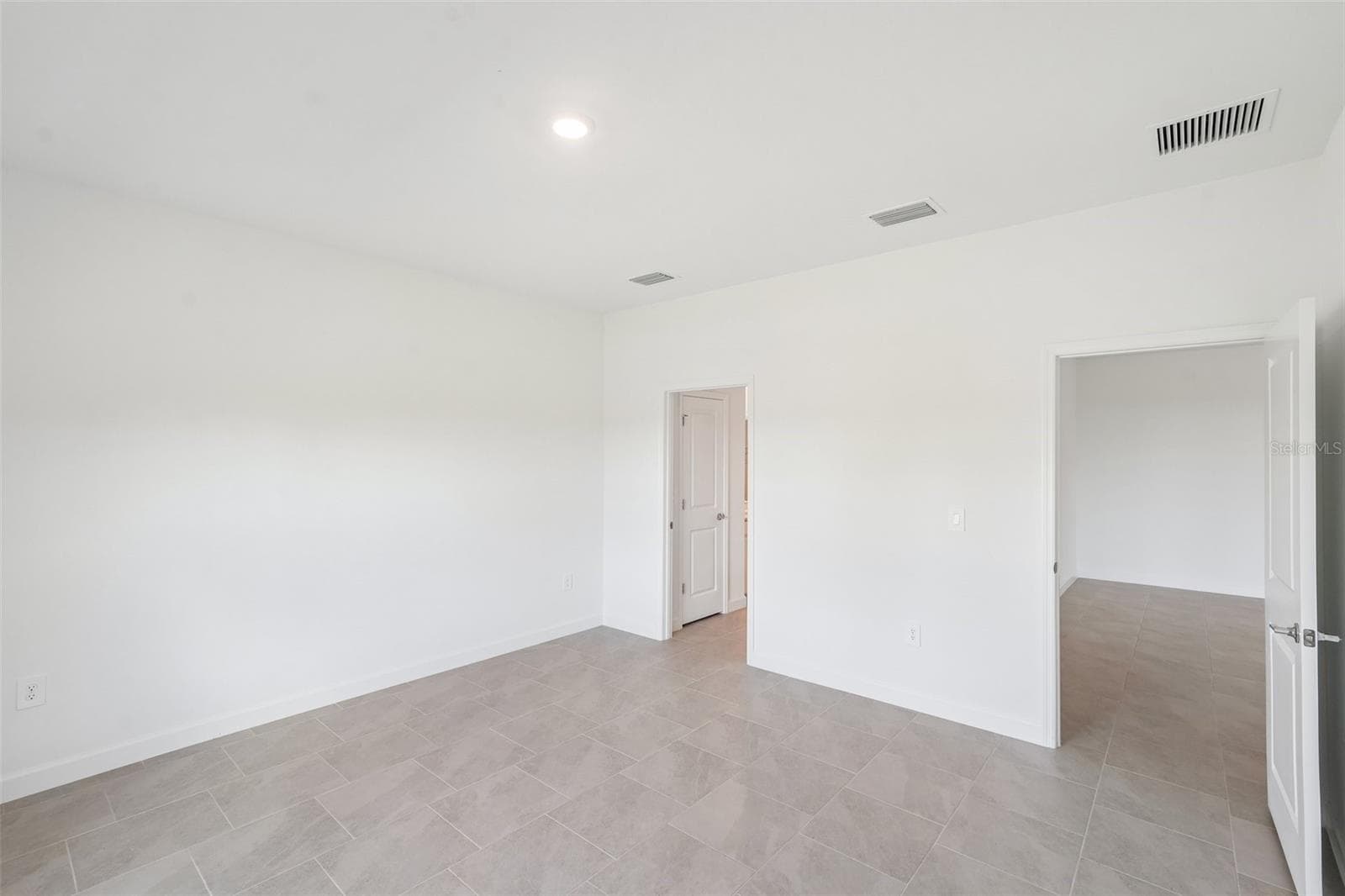 Single Family Residence at 13296 GRASSMERE CT, PUNTA GORDA, photo 20 of 49