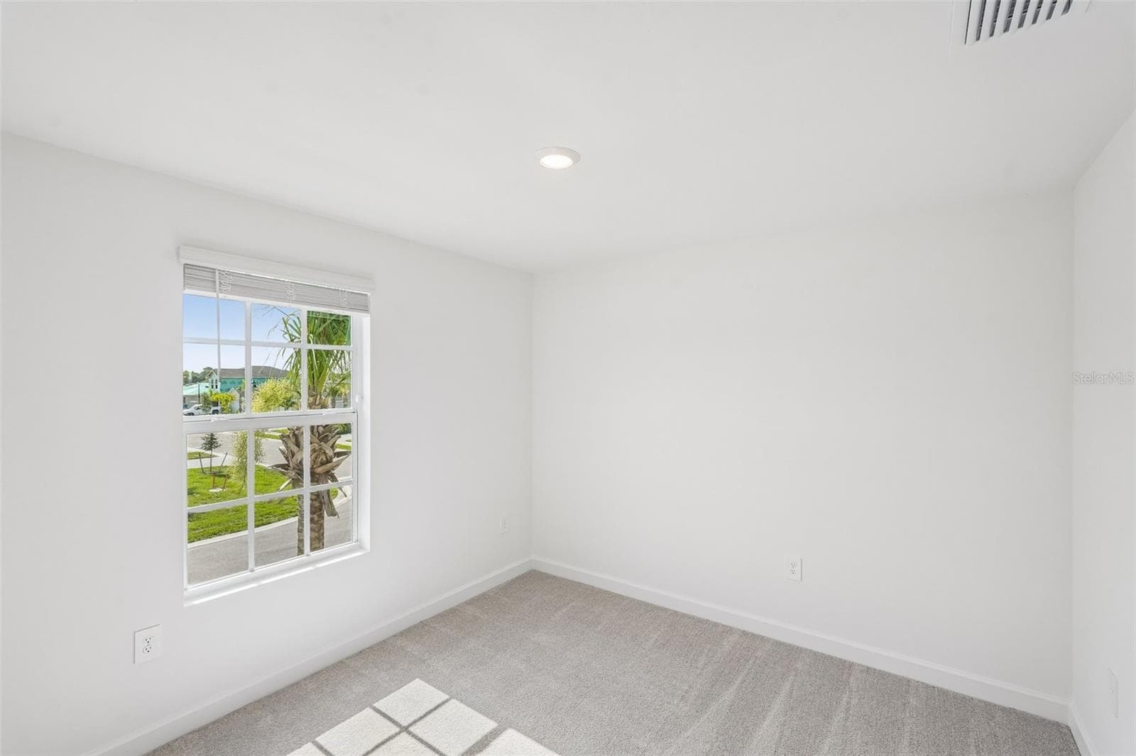 Single Family Residence at 13296 GRASSMERE CT, PUNTA GORDA, photo 29 of 49