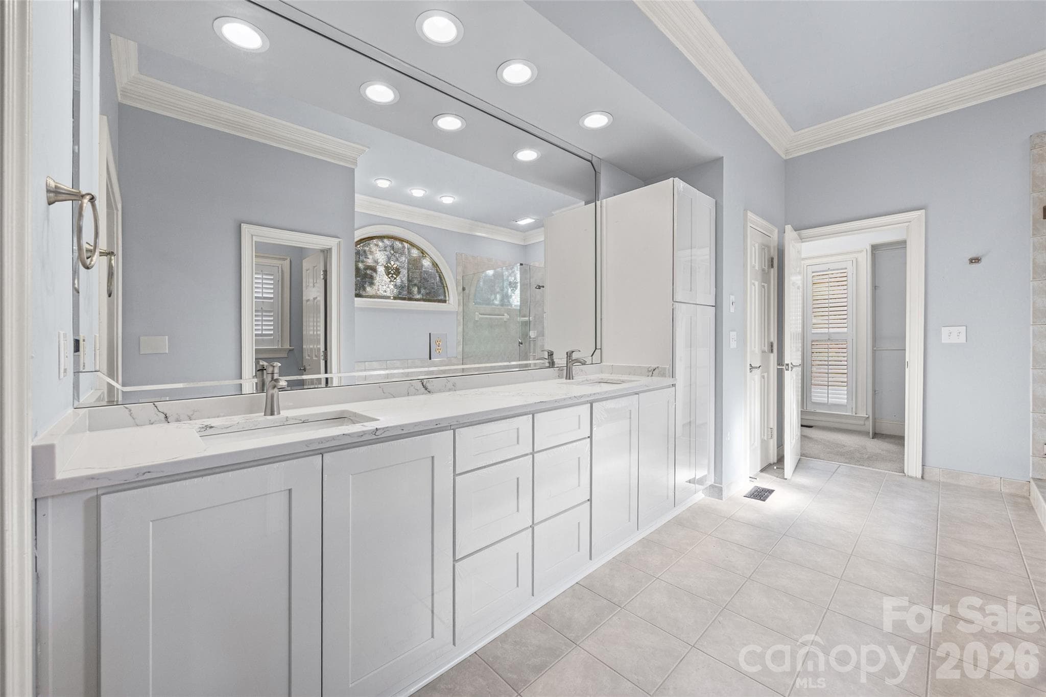 Single Family Residence at 9331 Whispering Wind Drive, Charlotte, photo 10 of 35