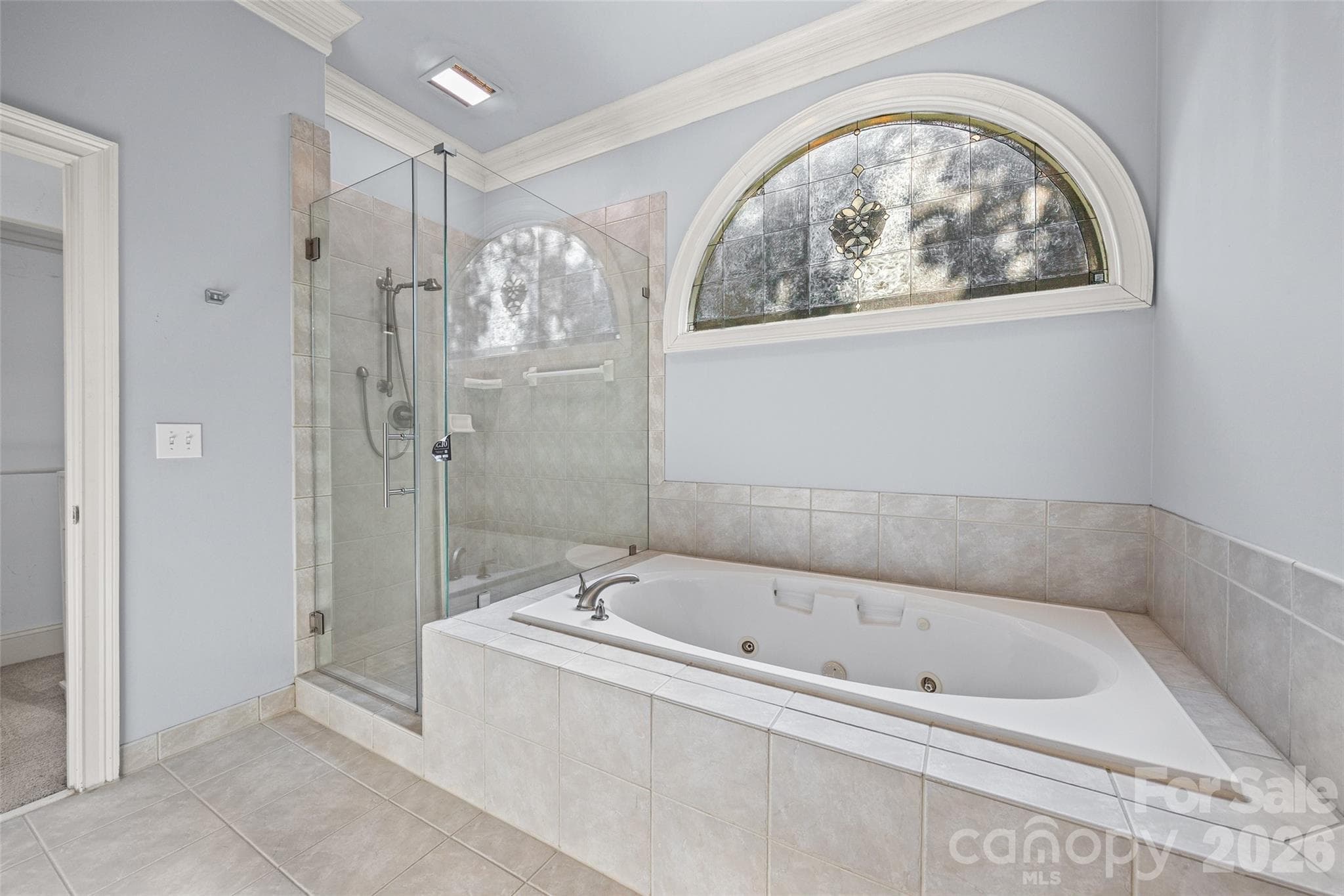 Single Family Residence at 9331 Whispering Wind Drive, Charlotte, photo 11 of 35