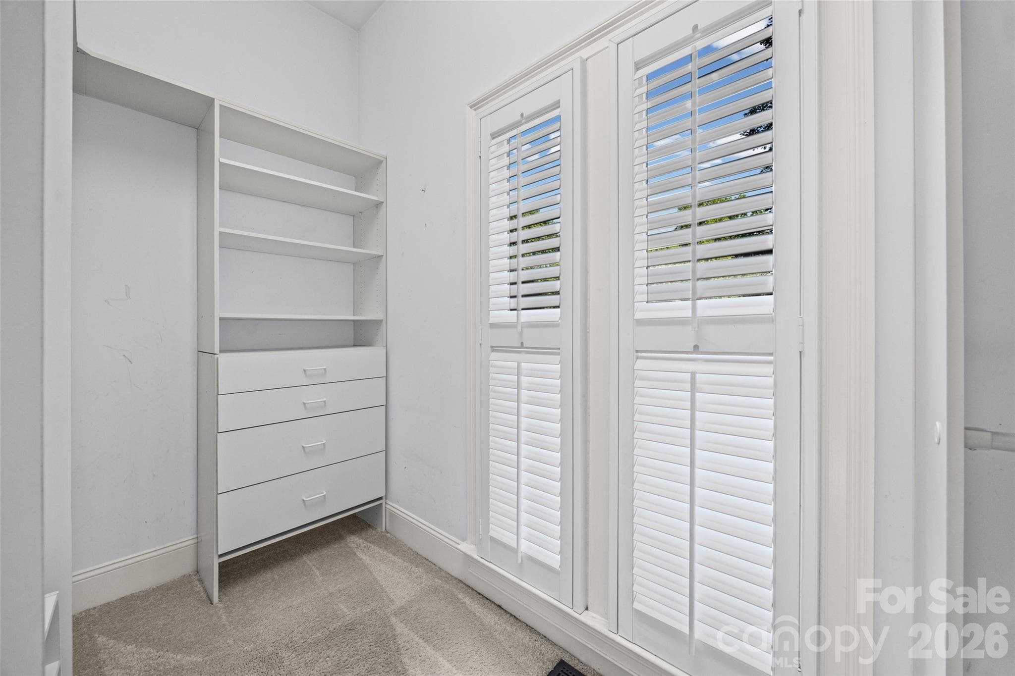 Single Family Residence at 9331 Whispering Wind Drive, Charlotte, photo 12 of 35
