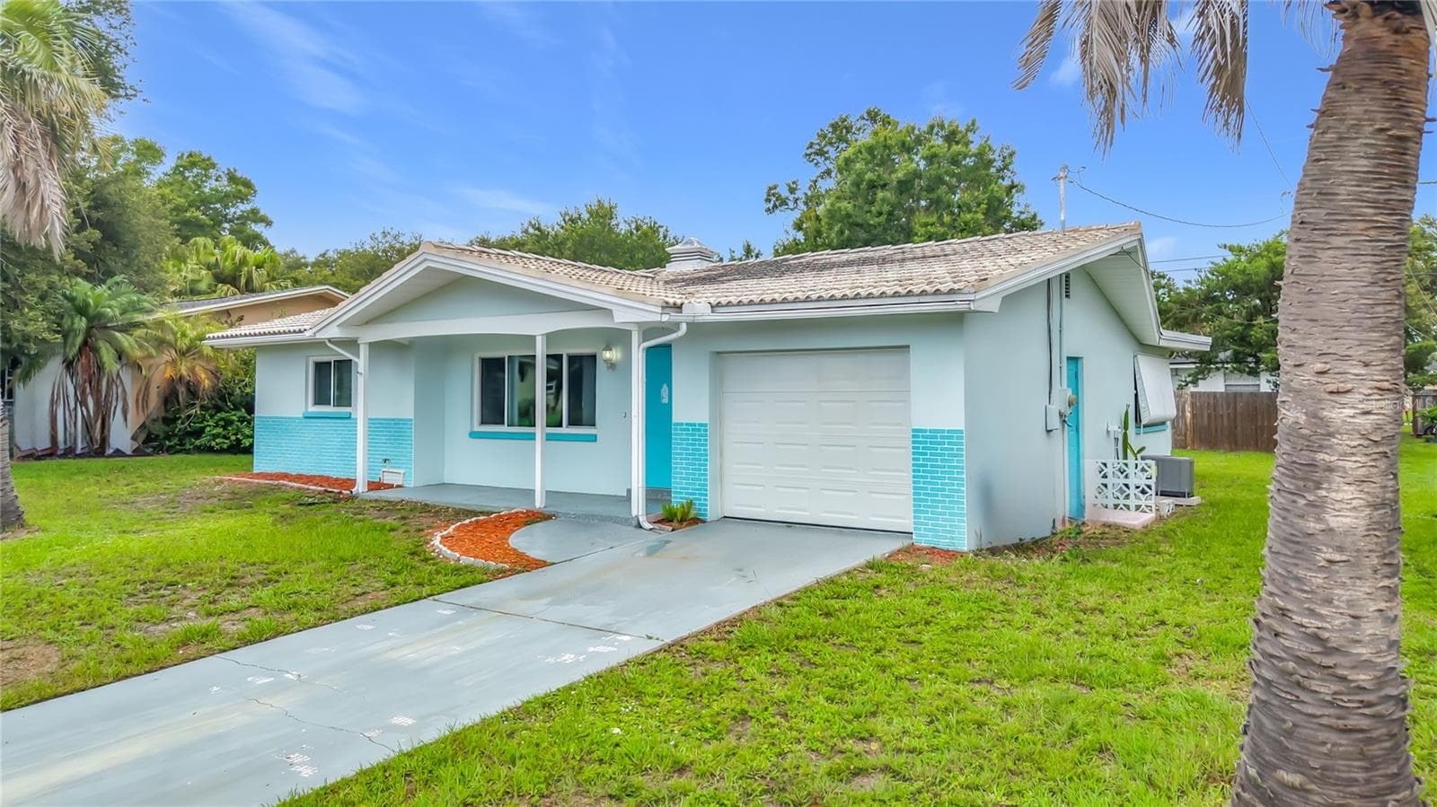 Single Family Residence at 890 7TH AVE NE, LARGO, photo 15 of 66