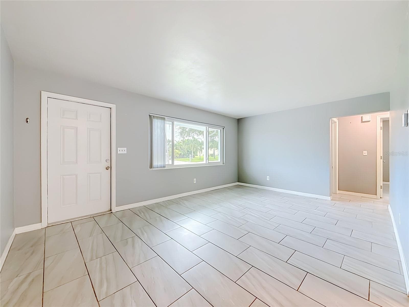 Single Family Residence at 890 7TH AVE NE, LARGO, photo 12 of 66