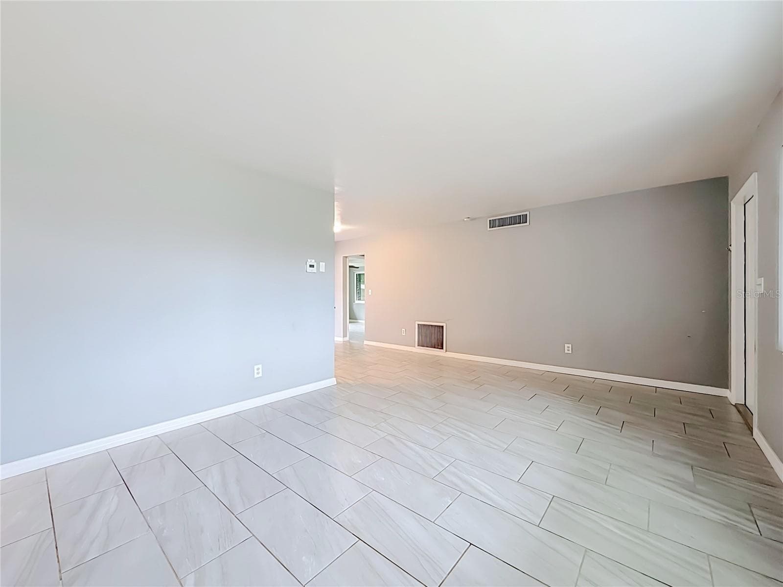 Single Family Residence at 890 7TH AVE NE, LARGO, photo 18 of 66