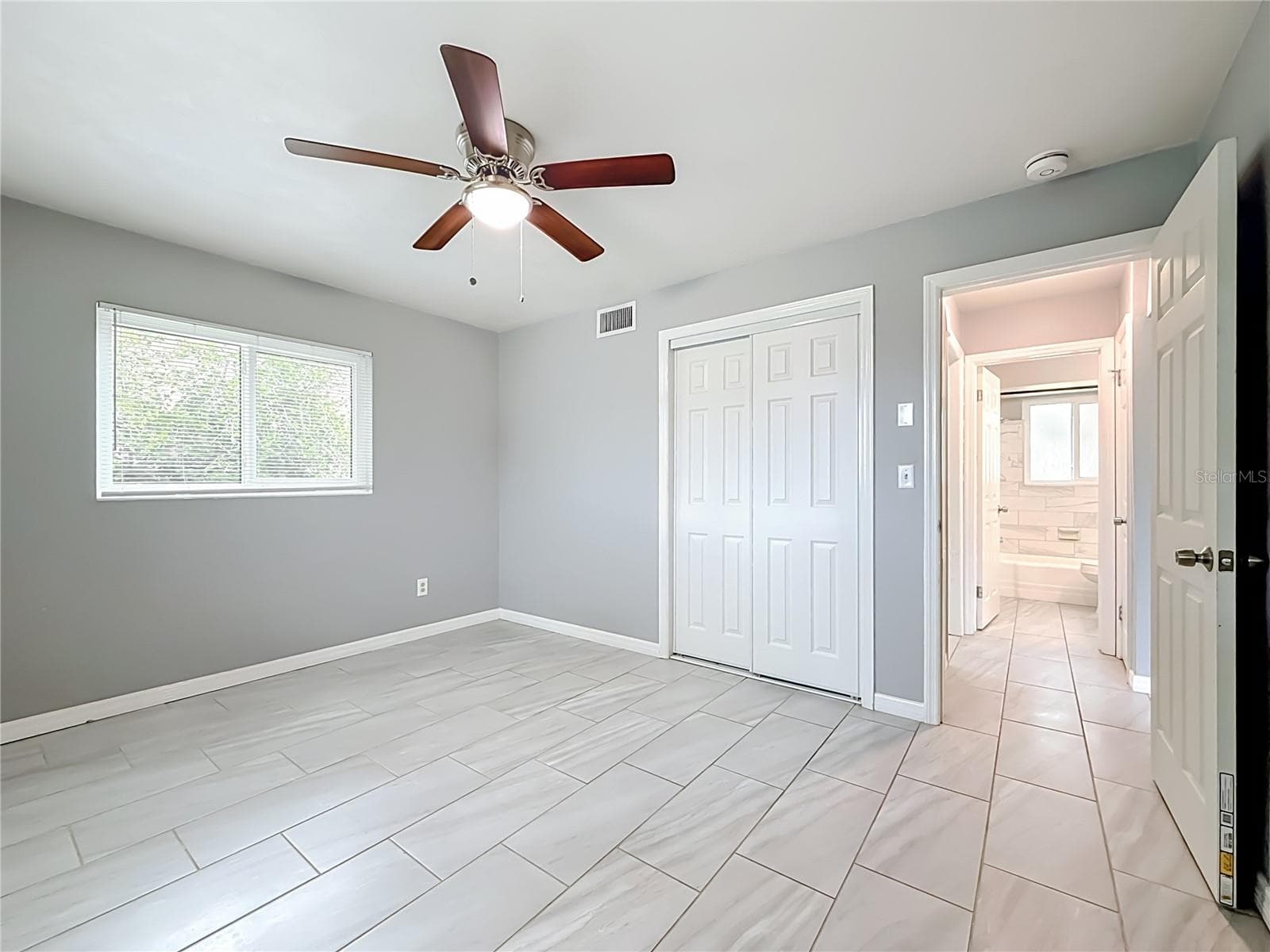 Single Family Residence at 890 7TH AVE NE, LARGO, photo 32 of 66