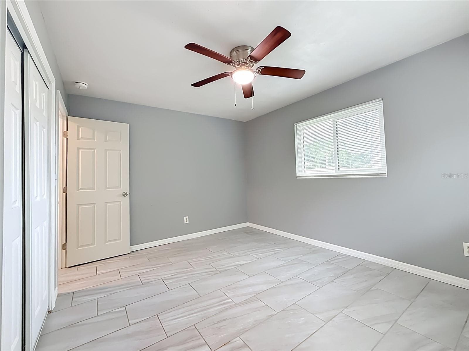 Single Family Residence at 890 7TH AVE NE, LARGO, photo 34 of 66