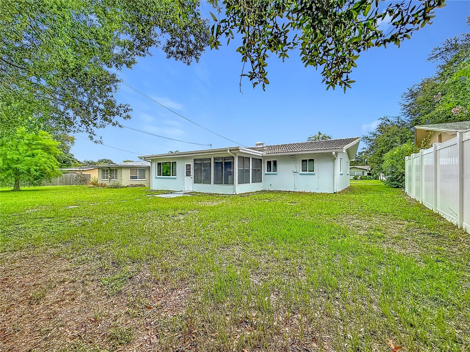 Single Family Residence at 890 7TH AVE NE, LARGO, photo 59 of 66