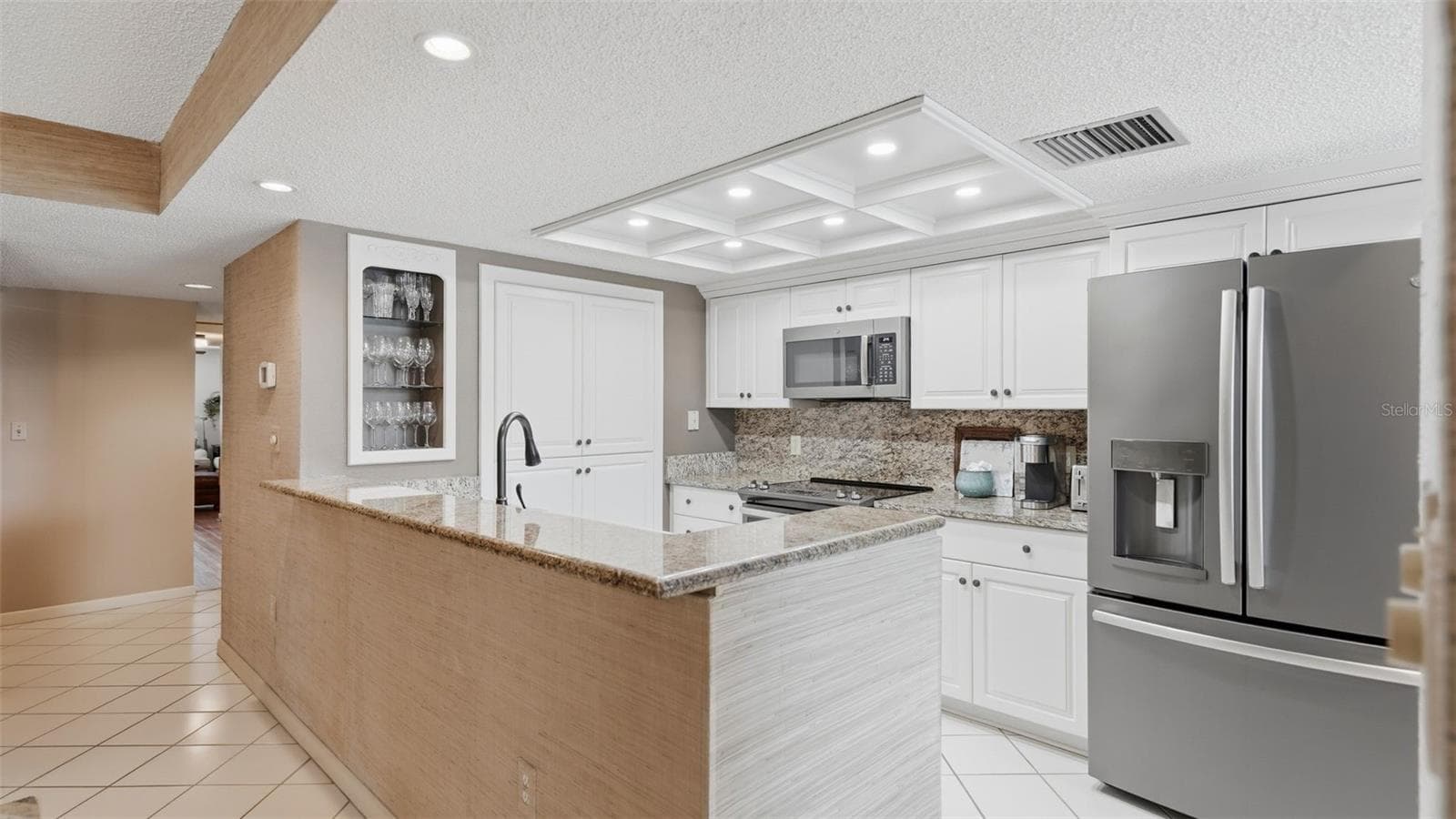 Condominium at 910 PINELLAS BAYWAY S #201, TIERRA VERDE, photo 4 of 43