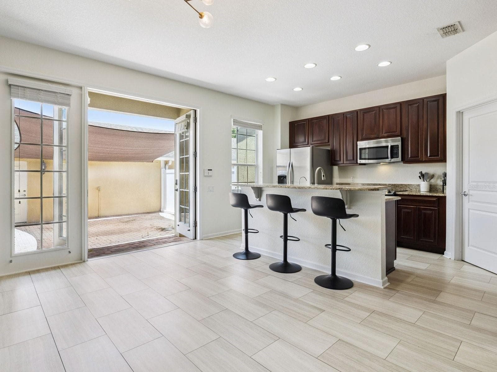 Townhouse at 7712 FORDSON LN, WINDERMERE, photo 9 of 37