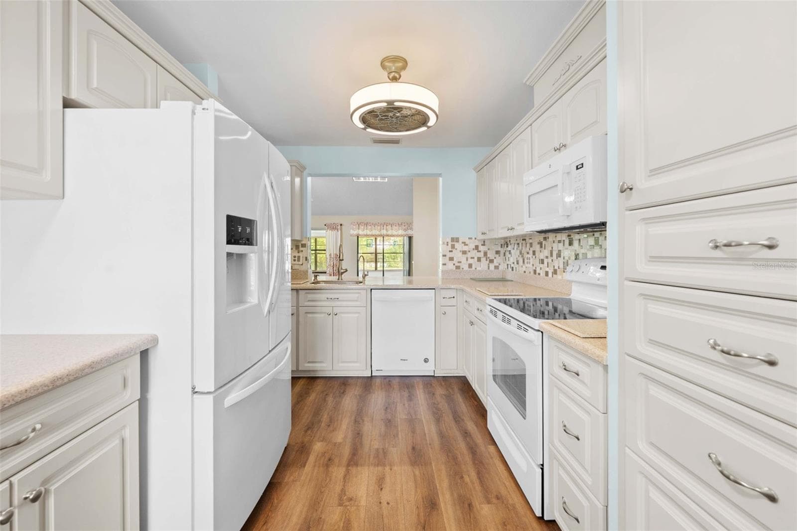 Single Family Residence at 11613 PEAR TREE DR, NEW PORT RICHEY, photo 19 of 37