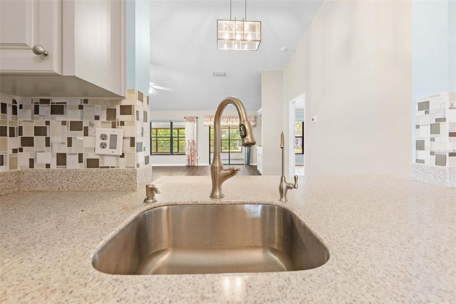 Single Family Residence at 11613 PEAR TREE DR, NEW PORT RICHEY, photo 20 of 37