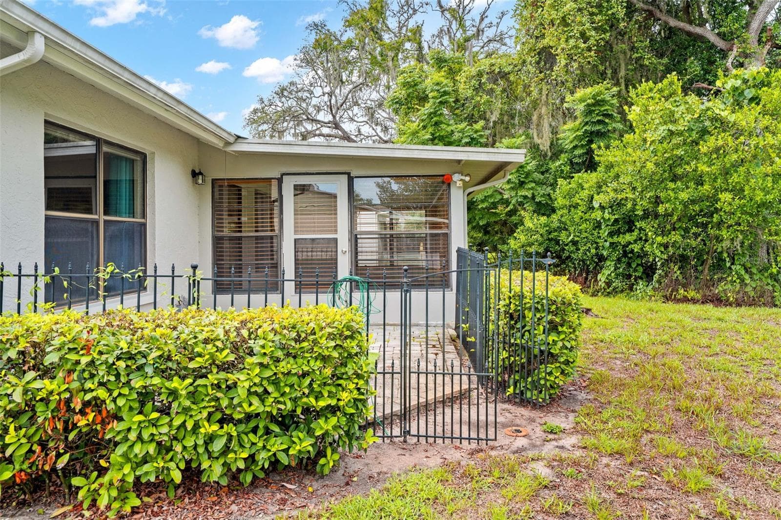 Single Family Residence at 11613 PEAR TREE DR, NEW PORT RICHEY, photo 36 of 37