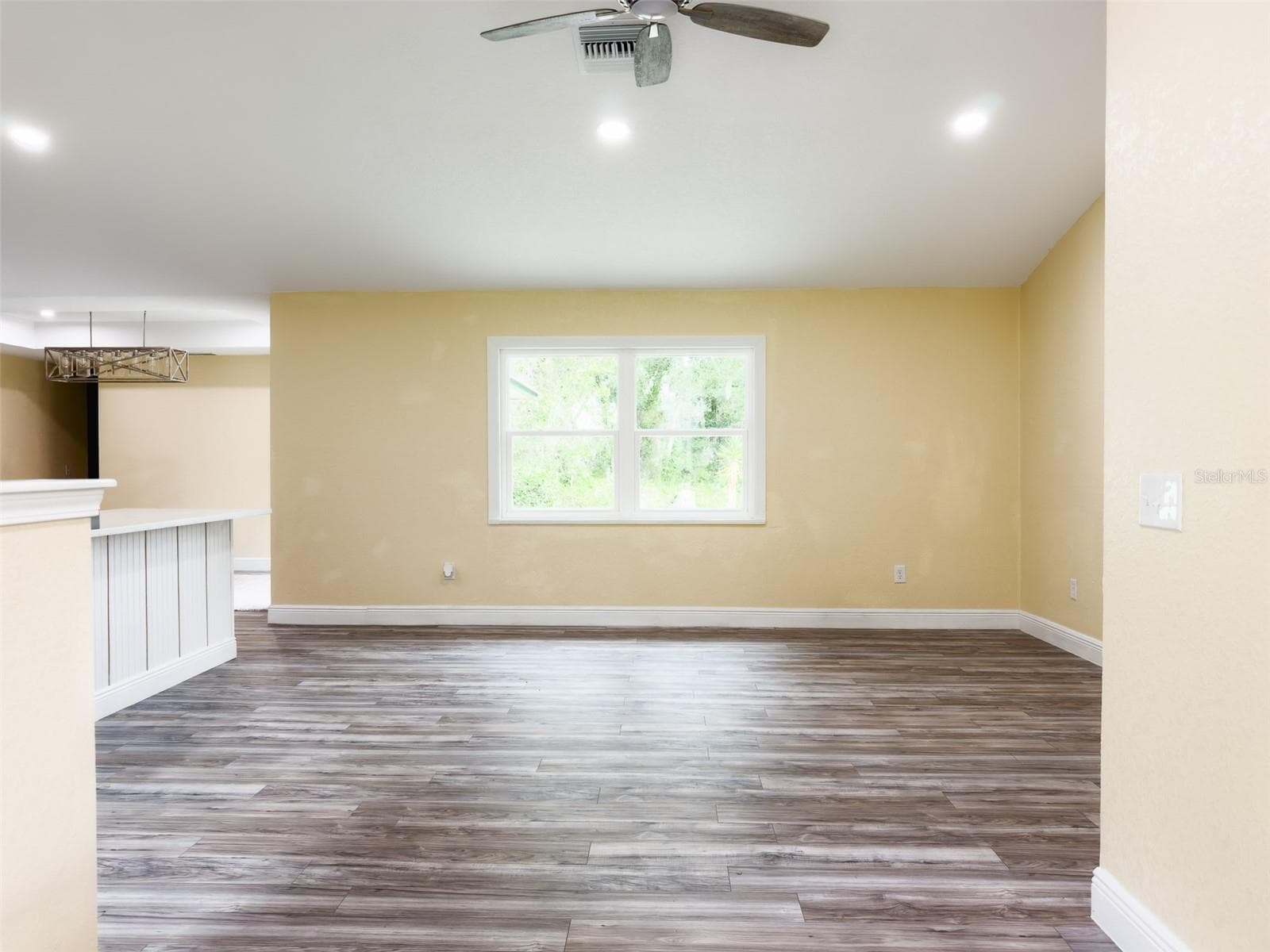 Single Family Residence at 14522 SE 1ST AVENUE RD, SUMMERFIELD, photo 6 of 30