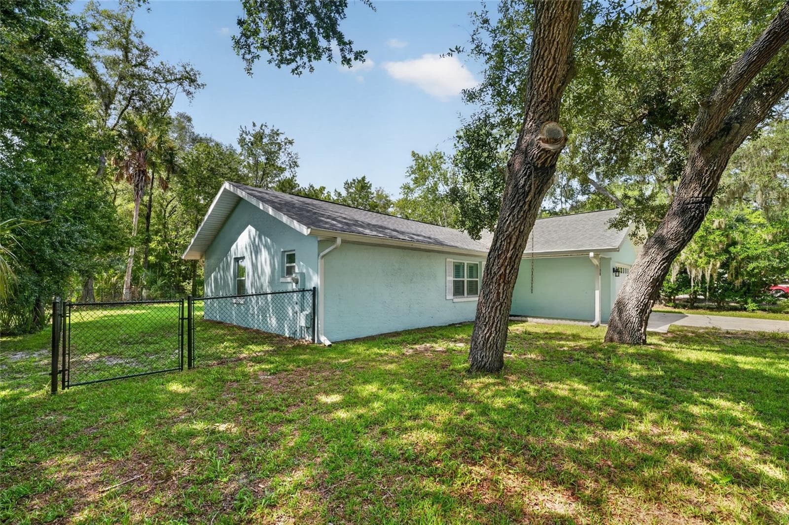Front Side Exterior - 11108 W THOREAU PL, CRYSTAL RIVER