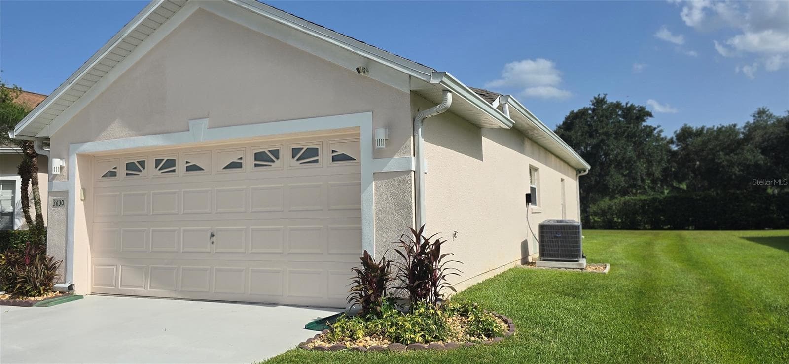 Single Family Residence at 3630 KARIBA CT, KISSIMMEE, photo 3 of 33