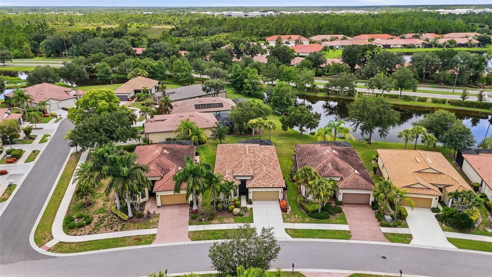 Single Family Residence at 2543 ARUGULA DR, NORTH PORT, photo 6 of 96