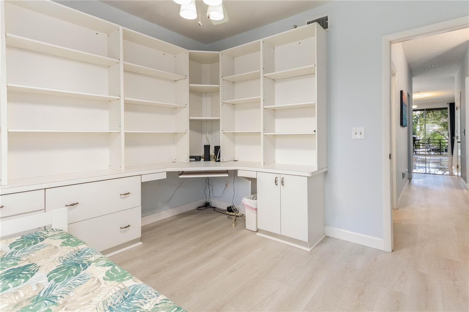 Townhouse at 320 ISLAND WAY #605, CLEARWATER BEACH, photo 17 of 45