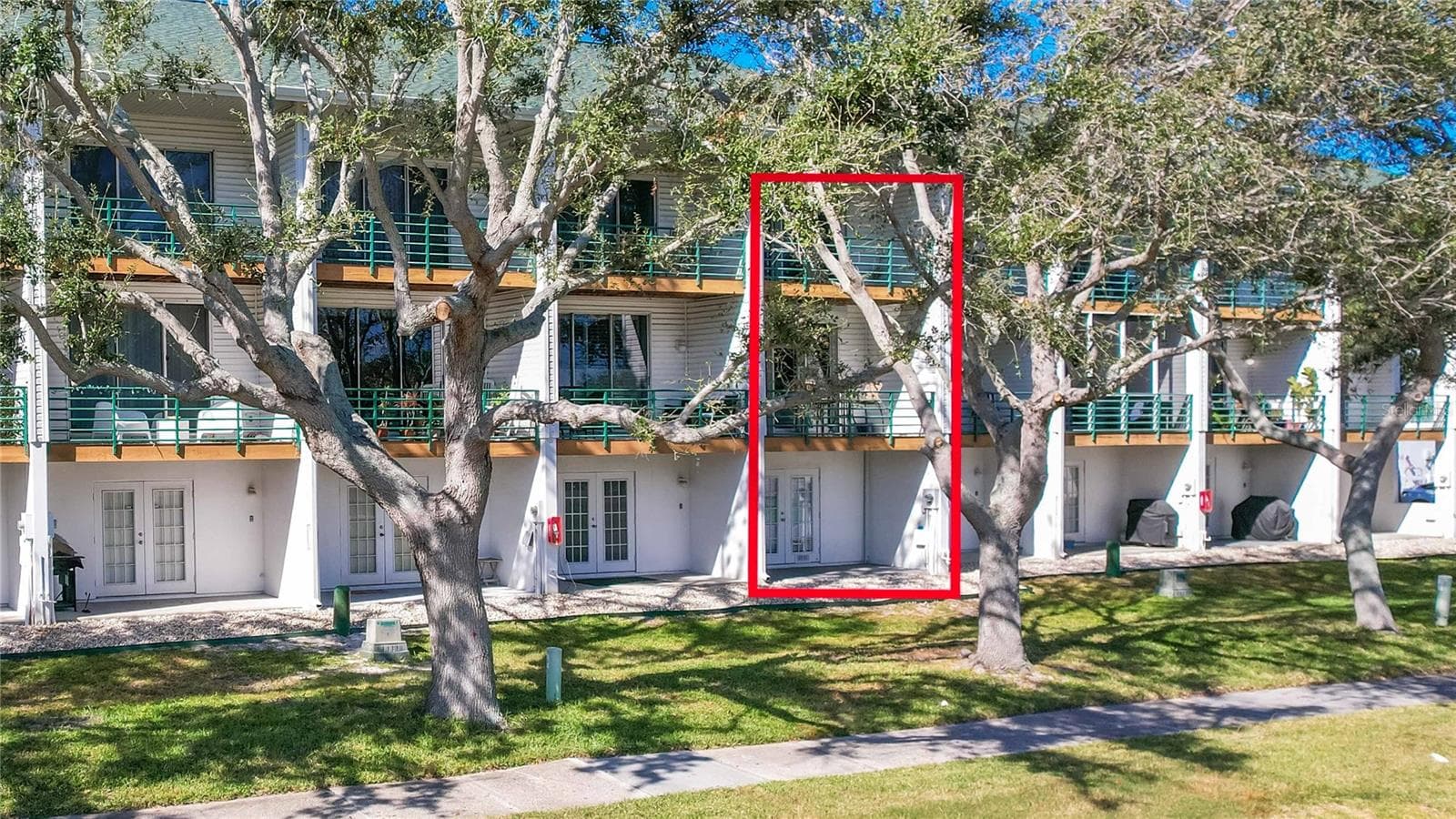 Townhouse at 320 ISLAND WAY #605, CLEARWATER BEACH, photo 33 of 45