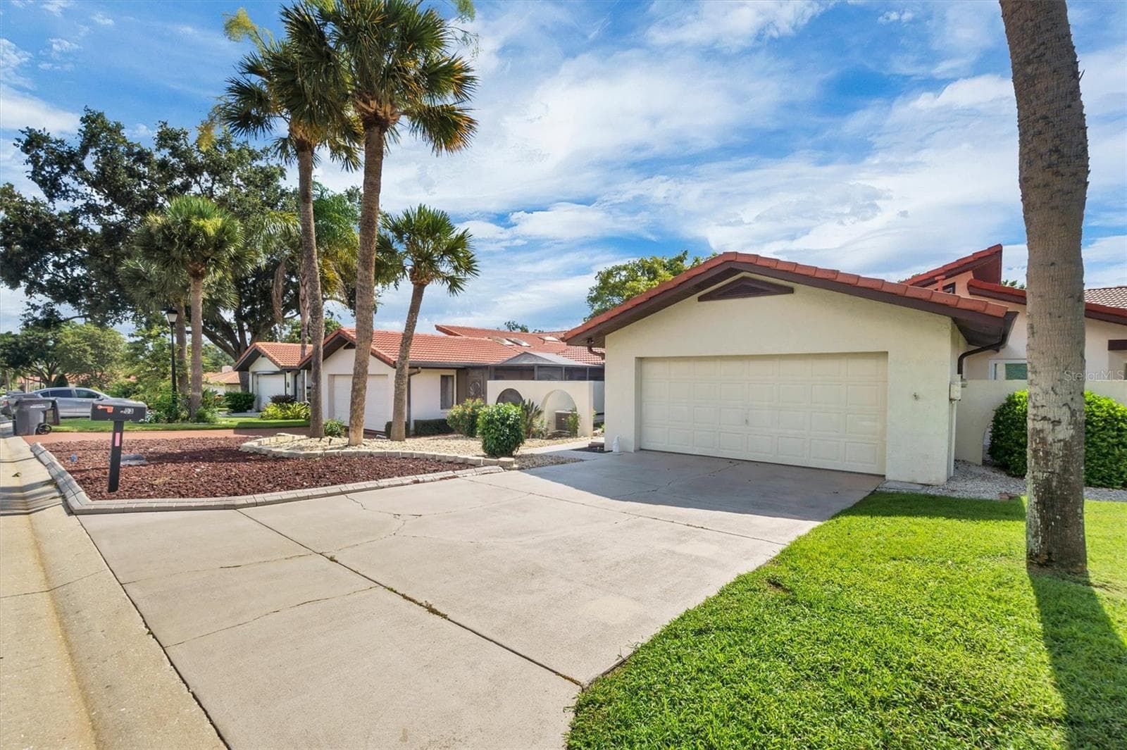Villa at 503 CLUBHOUSE DR, LAKE WALES, photo 6 of 69