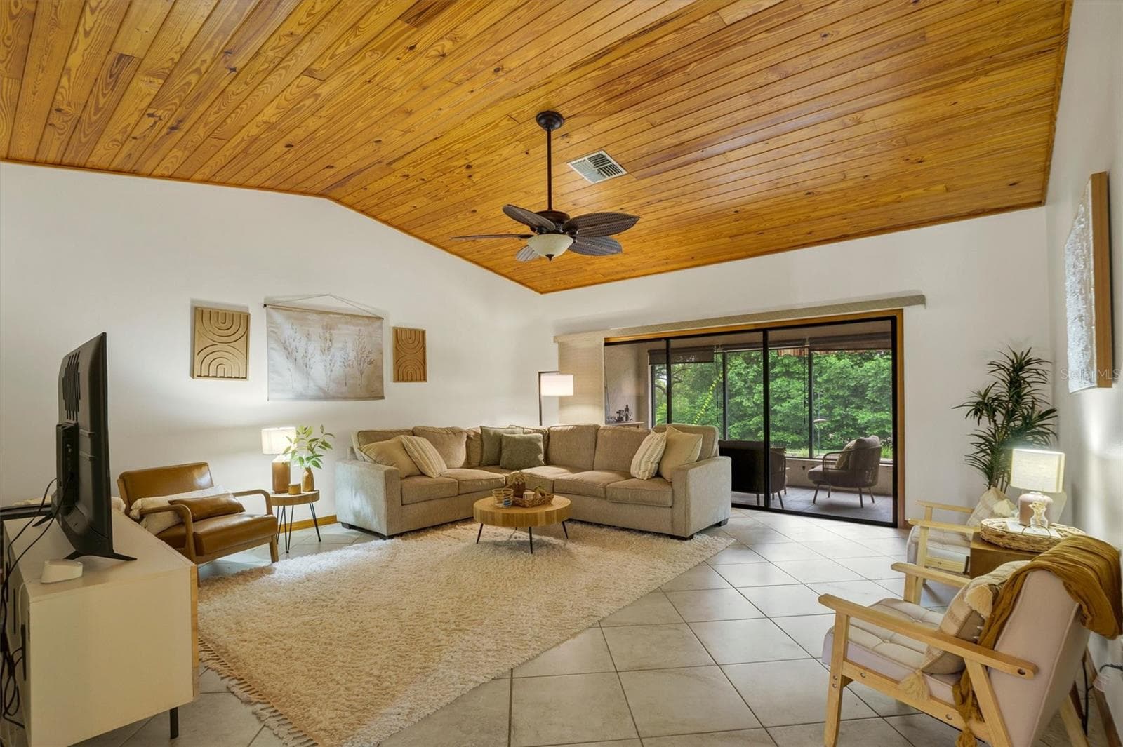 Villa at 503 CLUBHOUSE DR, LAKE WALES, photo 20 of 69