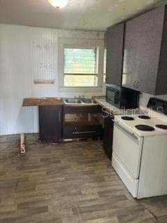 Single Family Residence at 2901 E YUKON ST, TAMPA, photo 6 of 13
