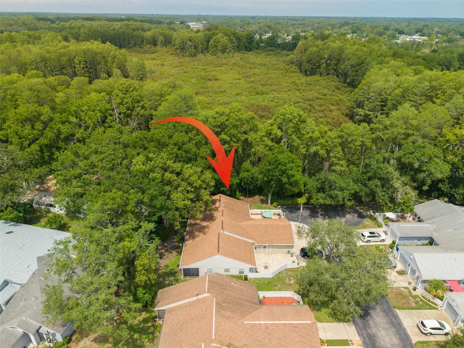 Villa at 12432 KNOLLBROOK LN, HUDSON, photo 11 of 34
