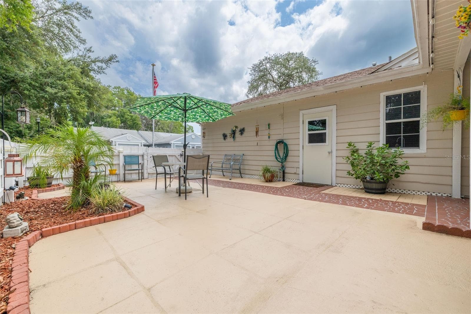 Villa at 12432 KNOLLBROOK LN, HUDSON, photo 12 of 34