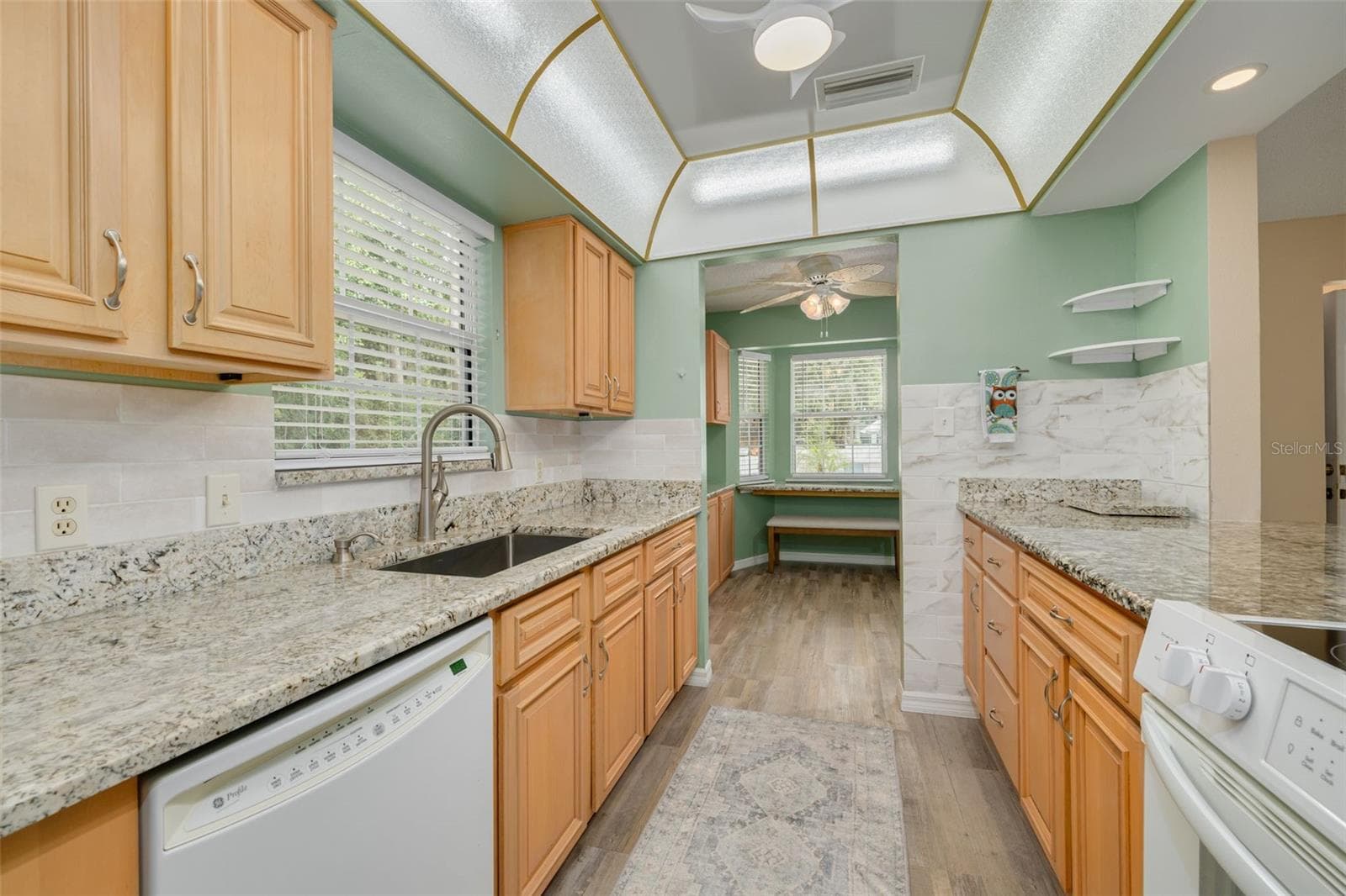 Villa at 12432 KNOLLBROOK LN, HUDSON, photo 13 of 34