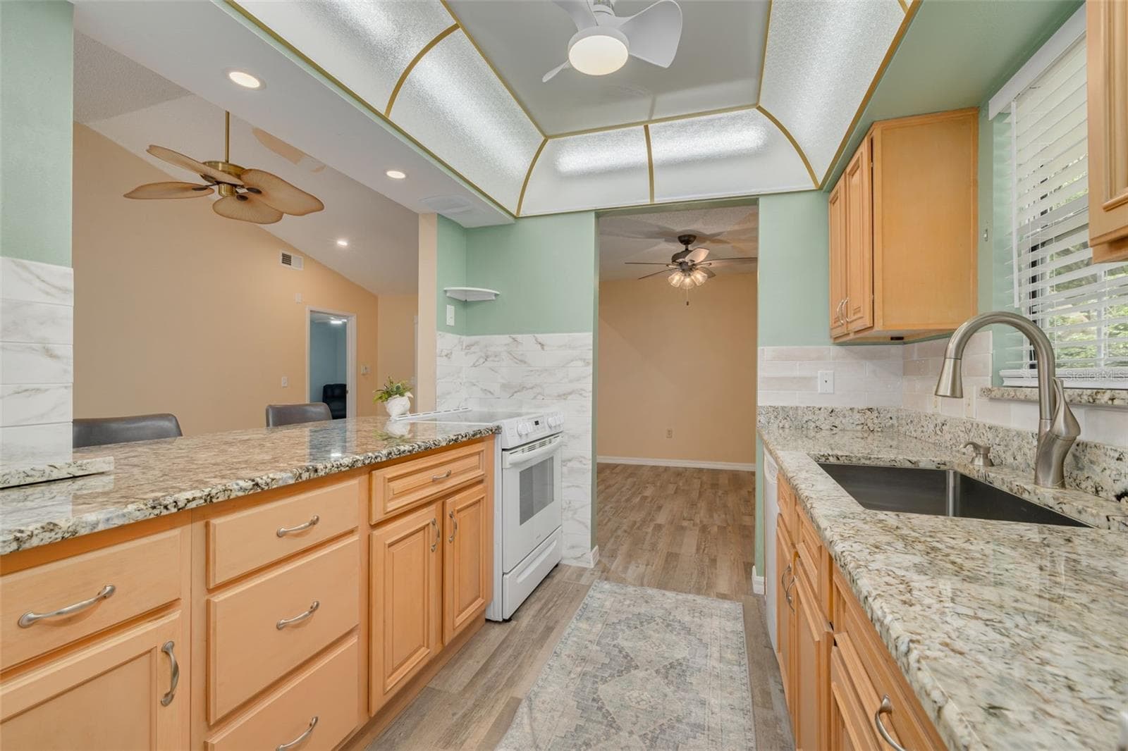 Villa at 12432 KNOLLBROOK LN, HUDSON, photo 14 of 34