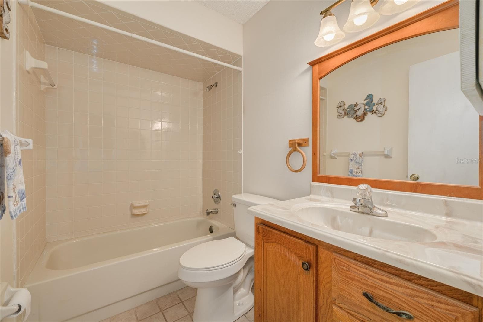 Villa at 12432 KNOLLBROOK LN, HUDSON, photo 29 of 34
