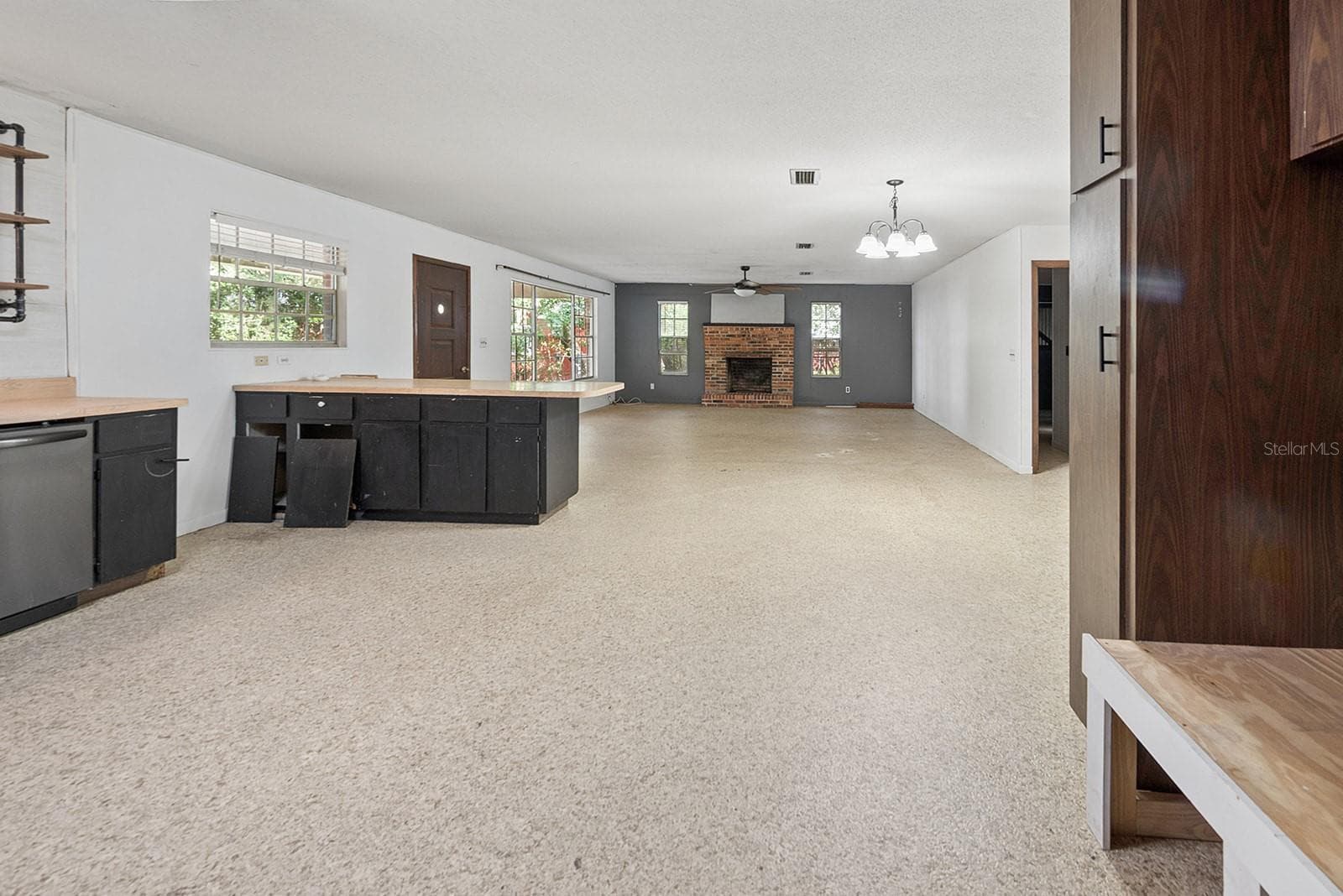Single Family Residence at 7908 LAKE GENEVA LN, KEYSTONE HEIGHTS, photo 10 of 45