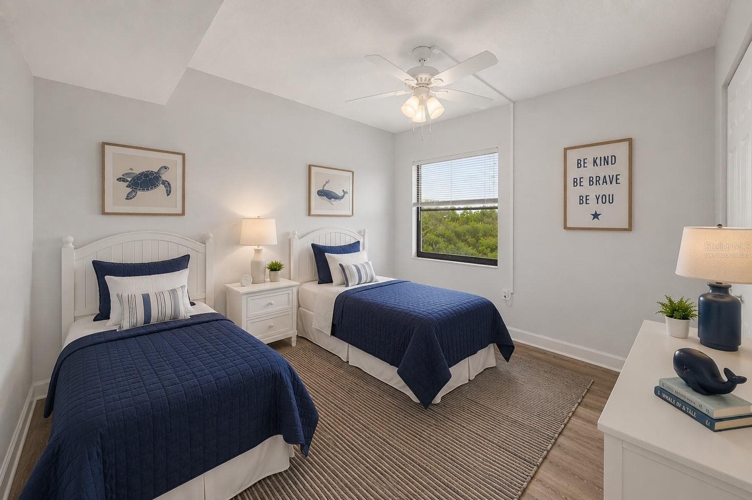 this photo has been virtually staged - 800 COVE CAY DR #5G, CLEARWATER