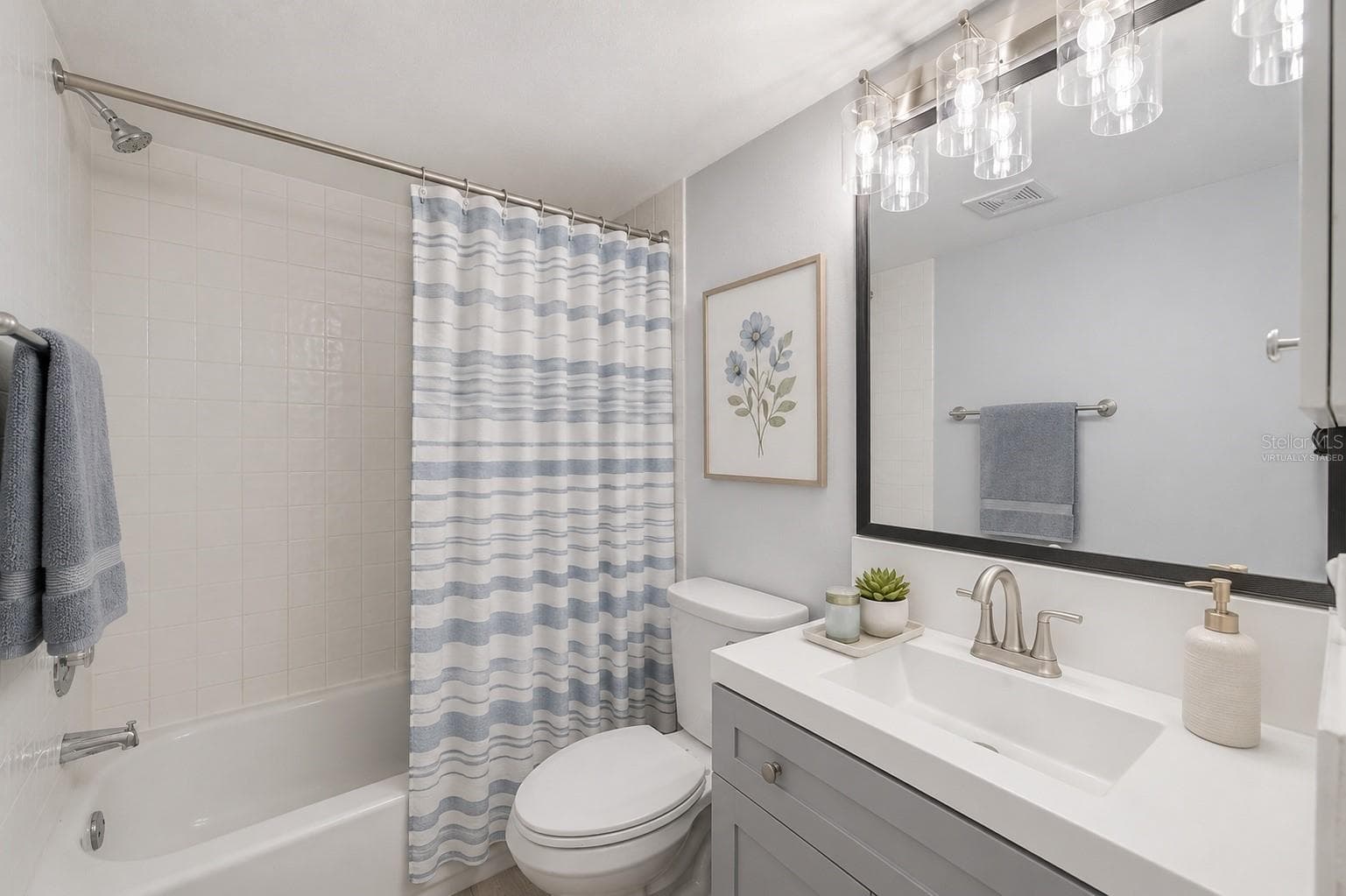 this photo has been virtually staged - 800 COVE CAY DR #5G, CLEARWATER