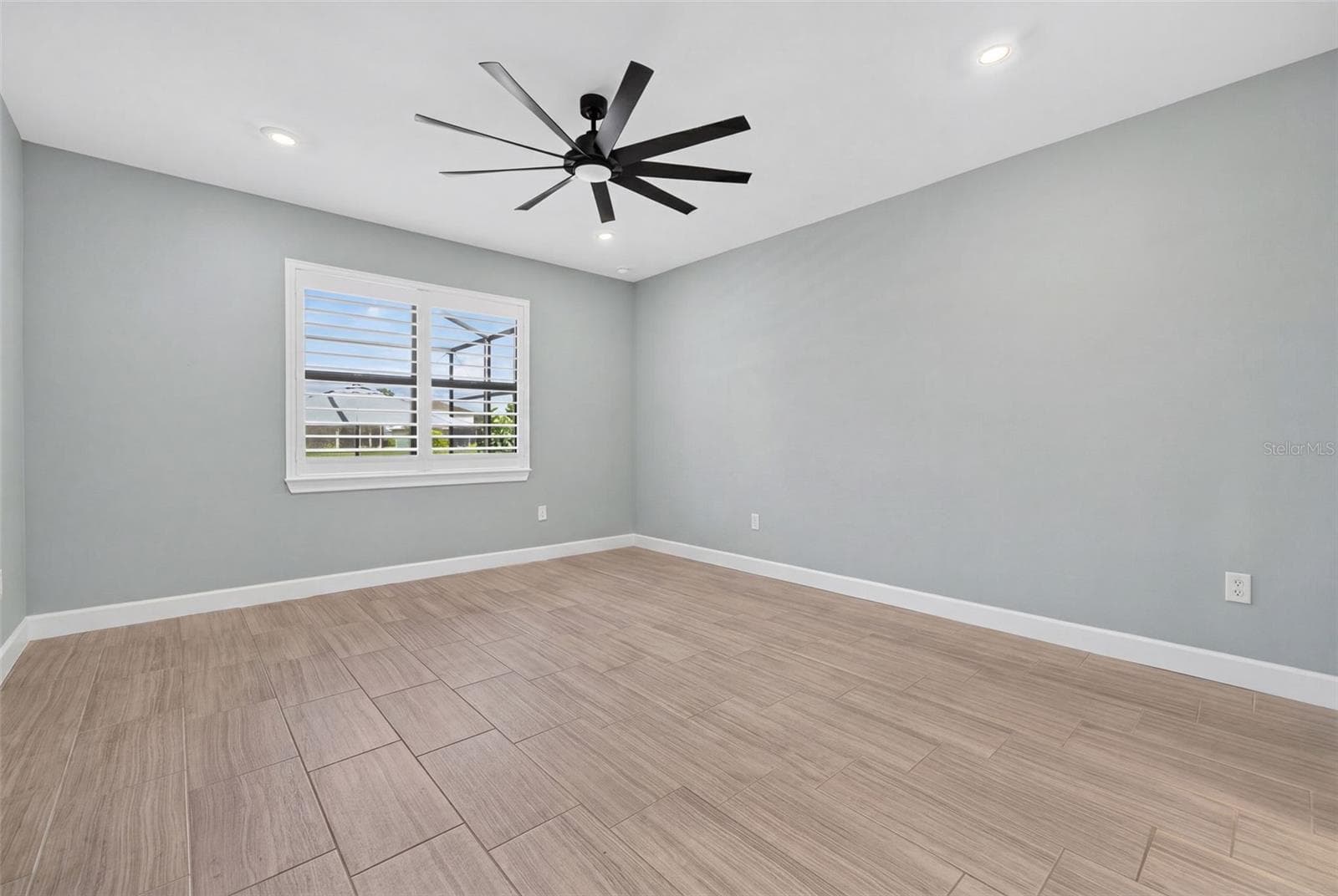 Single Family Residence at 704 PINTAIL CV, BRADENTON, photo 27 of 86