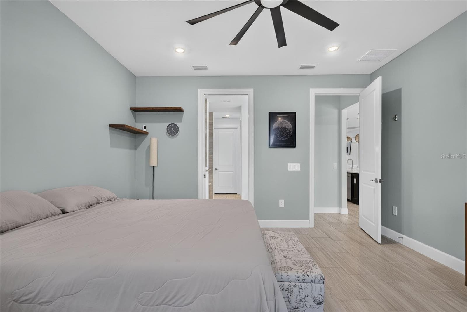 Single Family Residence at 704 PINTAIL CV, BRADENTON, photo 28 of 86